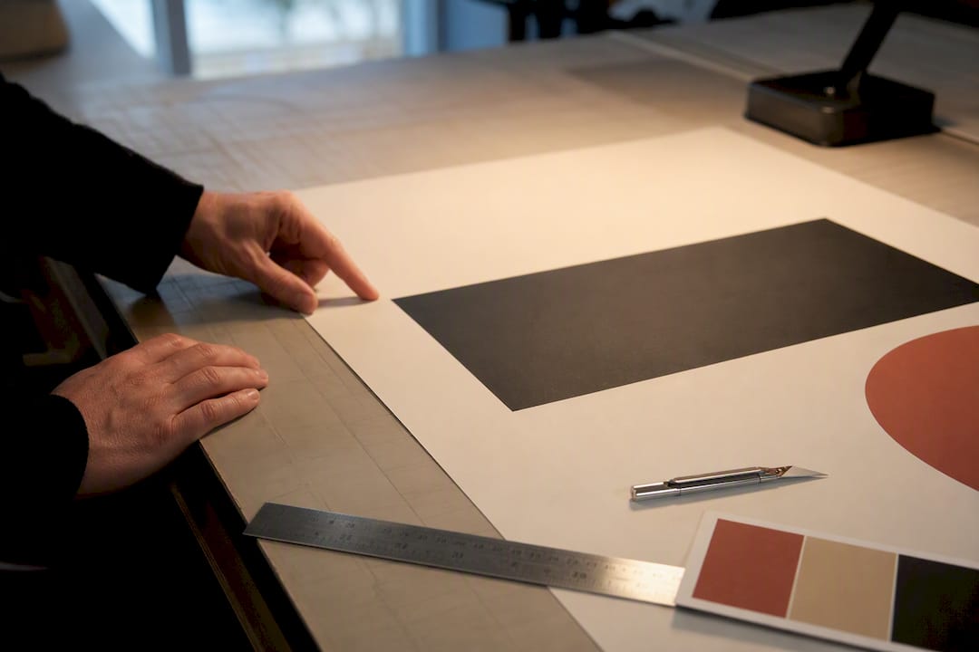 Cropped minimalist print on cutting table